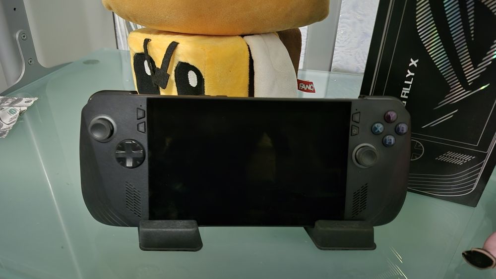 ROG Ally X гипер новый! Шустрому покупателю уступлю!