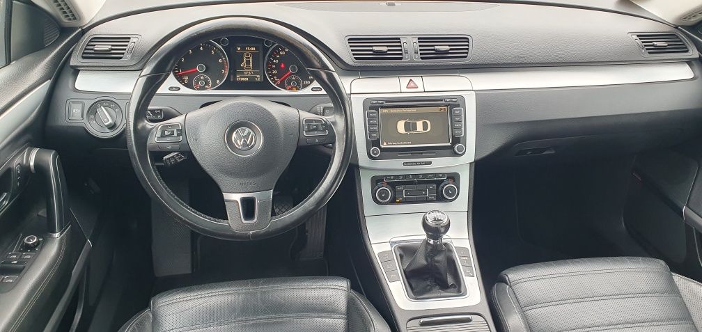 Vand VW Passat CC 2.0 Turbo 200cp TSI Highline RATE Import Germania