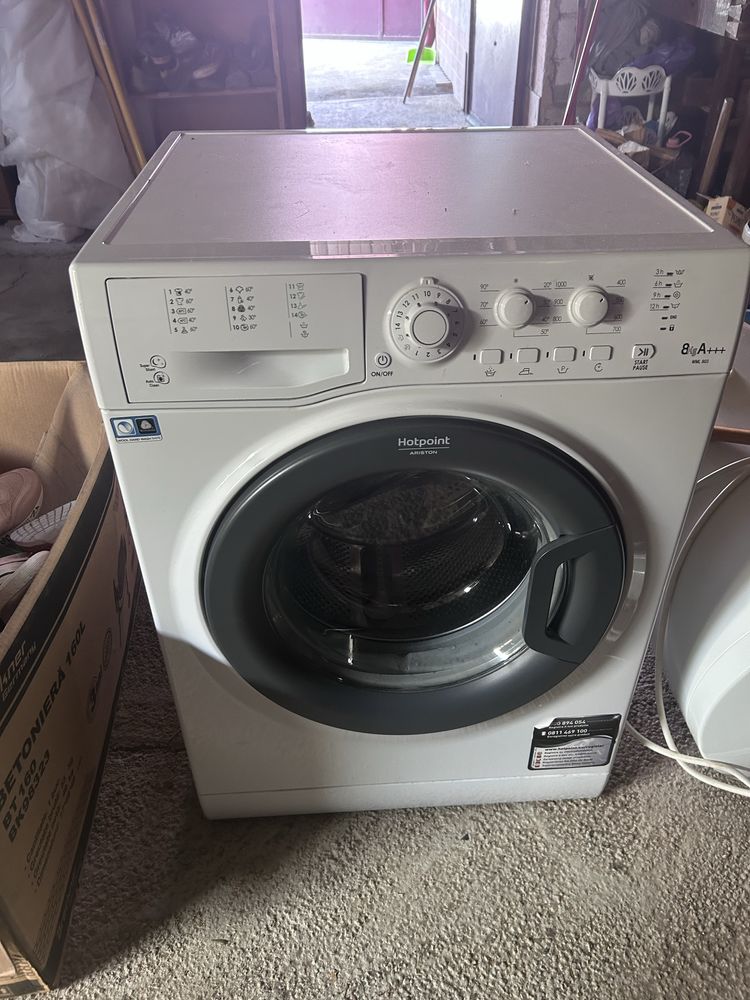 Maşină de spălat HotPoint Ariston 8 kg •A+++ • 1200rpm • stare buna