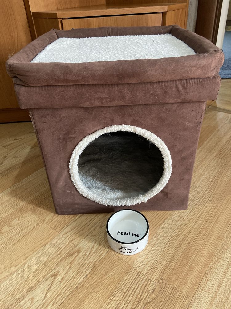 Домик для кошки(пуфик)