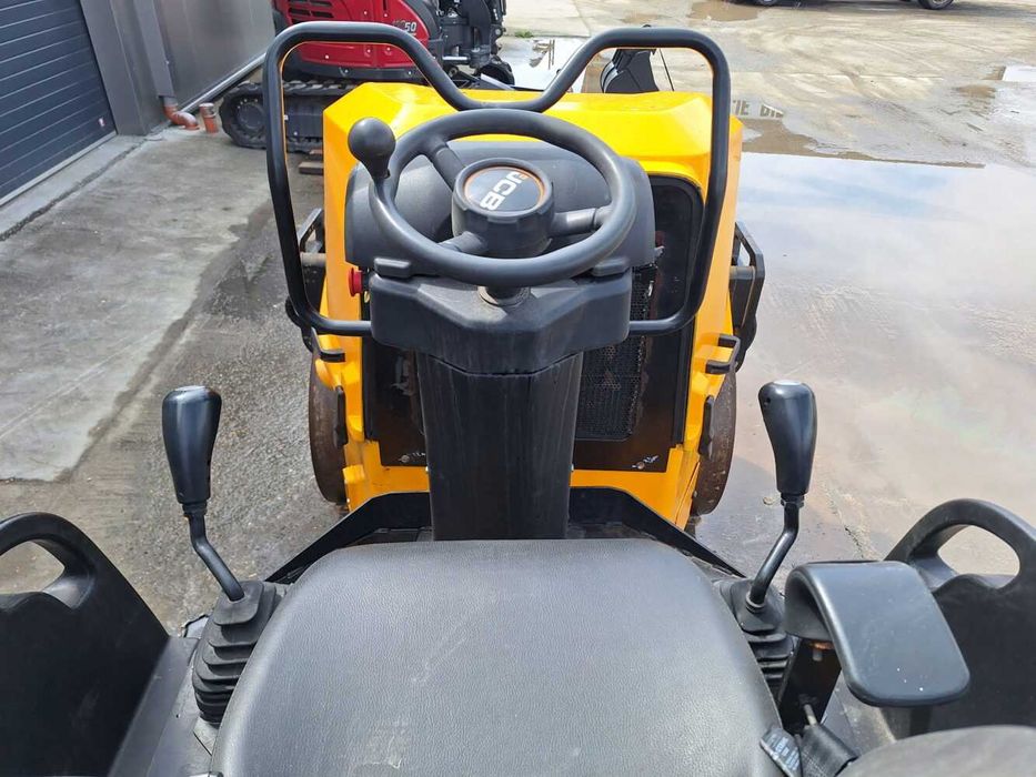 Ofertă! JCB CT430-140 DEMO (2023) – Compactor Tandem 4.5t | 143 Ore
