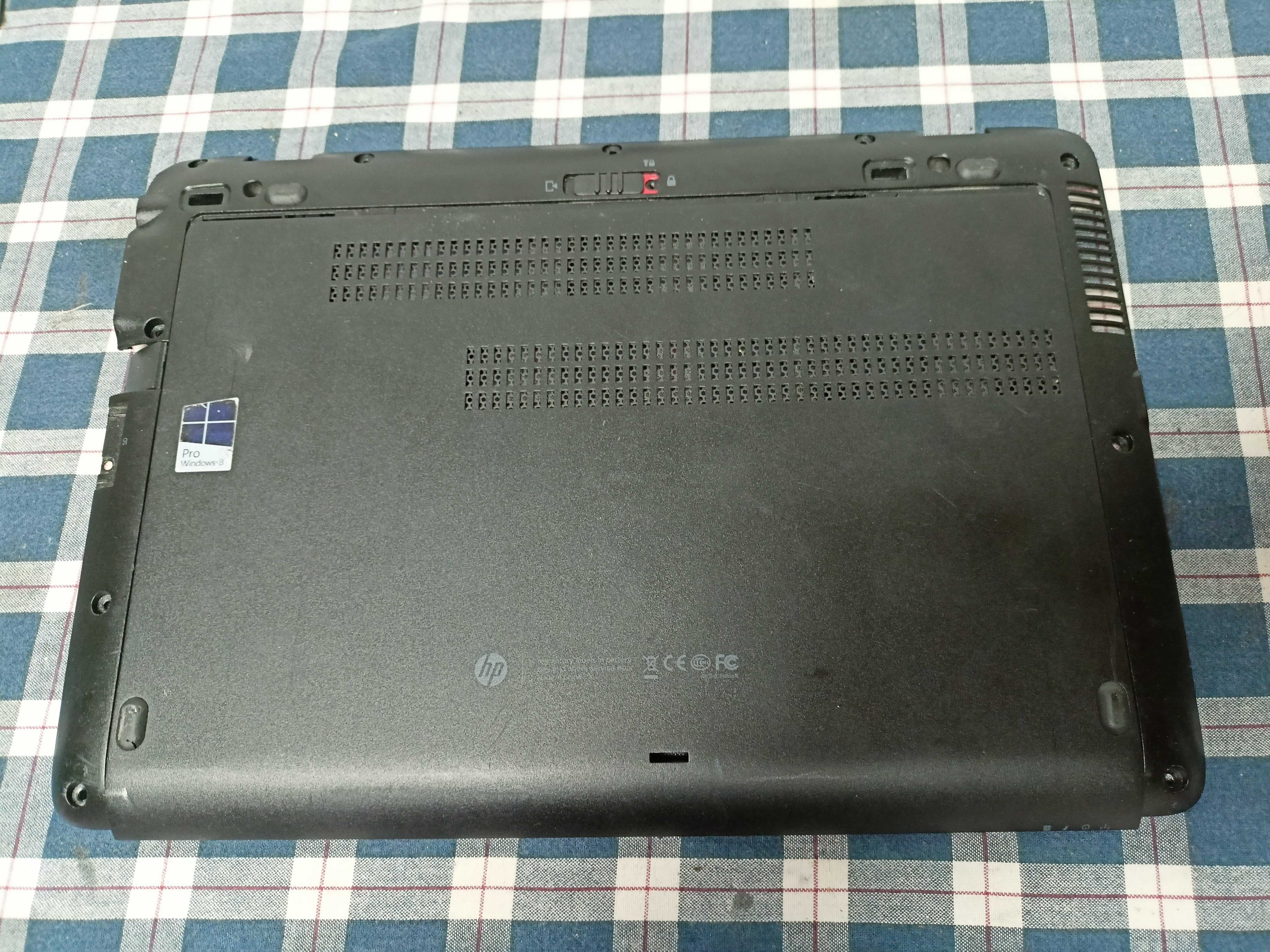 Dezmembrez HP EliteBook 820-G1