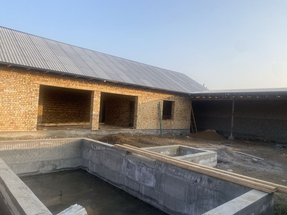 Dacha Karabka xolata sotiladi pishgan g’ishdan