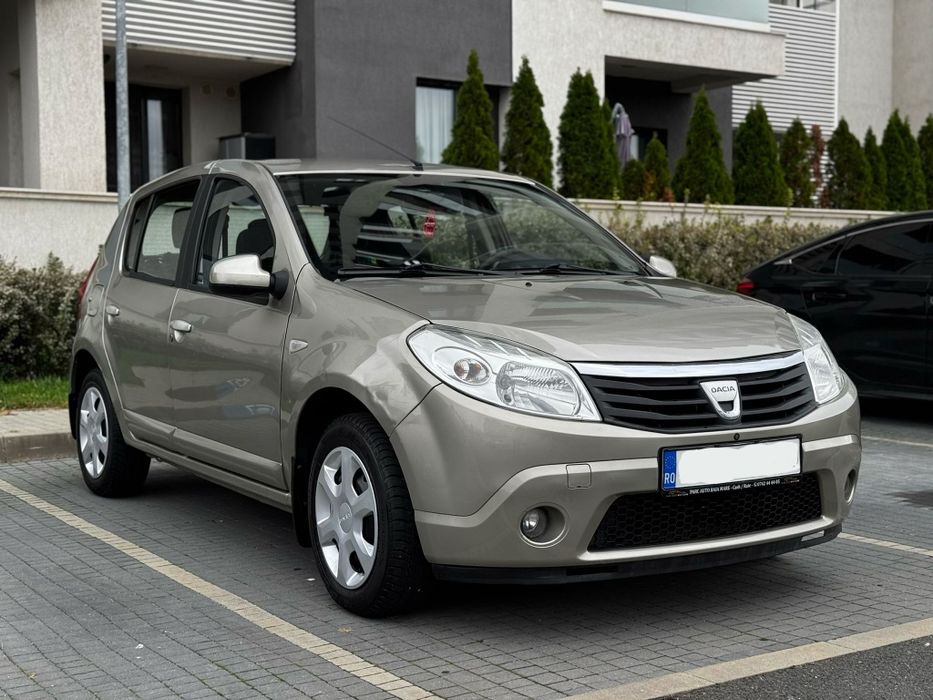 Dacia Sandero 1.4i BENZINĂ / 70.000KM / Unic proprietar/