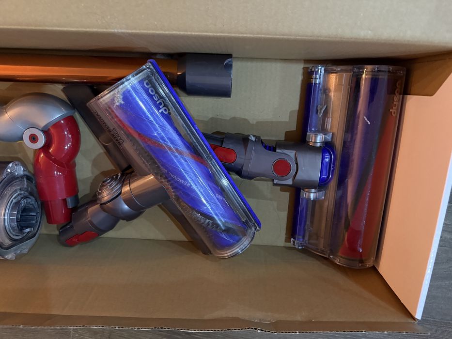 Vand Dyson v10 in perfecta stare