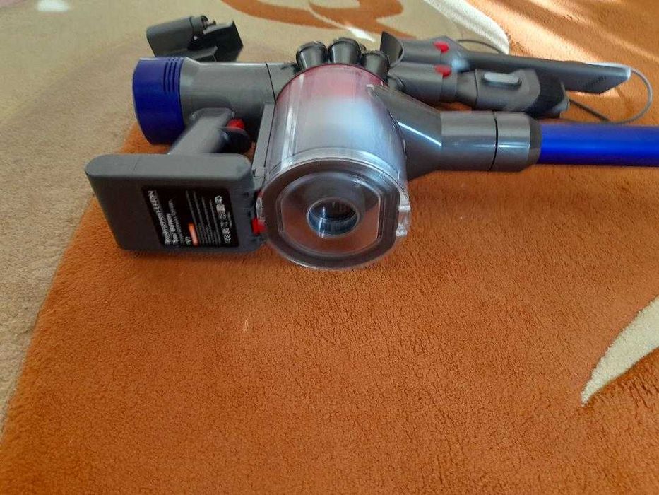Aspirator  Dyson V 7 Fluffy+