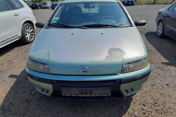 Dezmembrez Fiat Punto 2 [1999 - 2003] Hatchback 5-usi 1.2 CVT (80 hp)