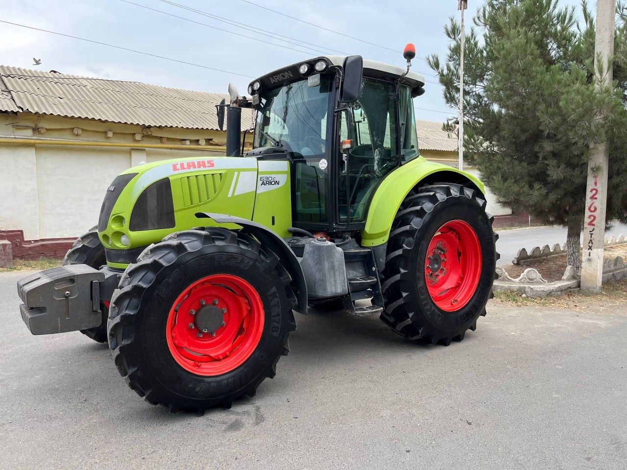 traktor class aryon traktir sotiladi 2015 yil