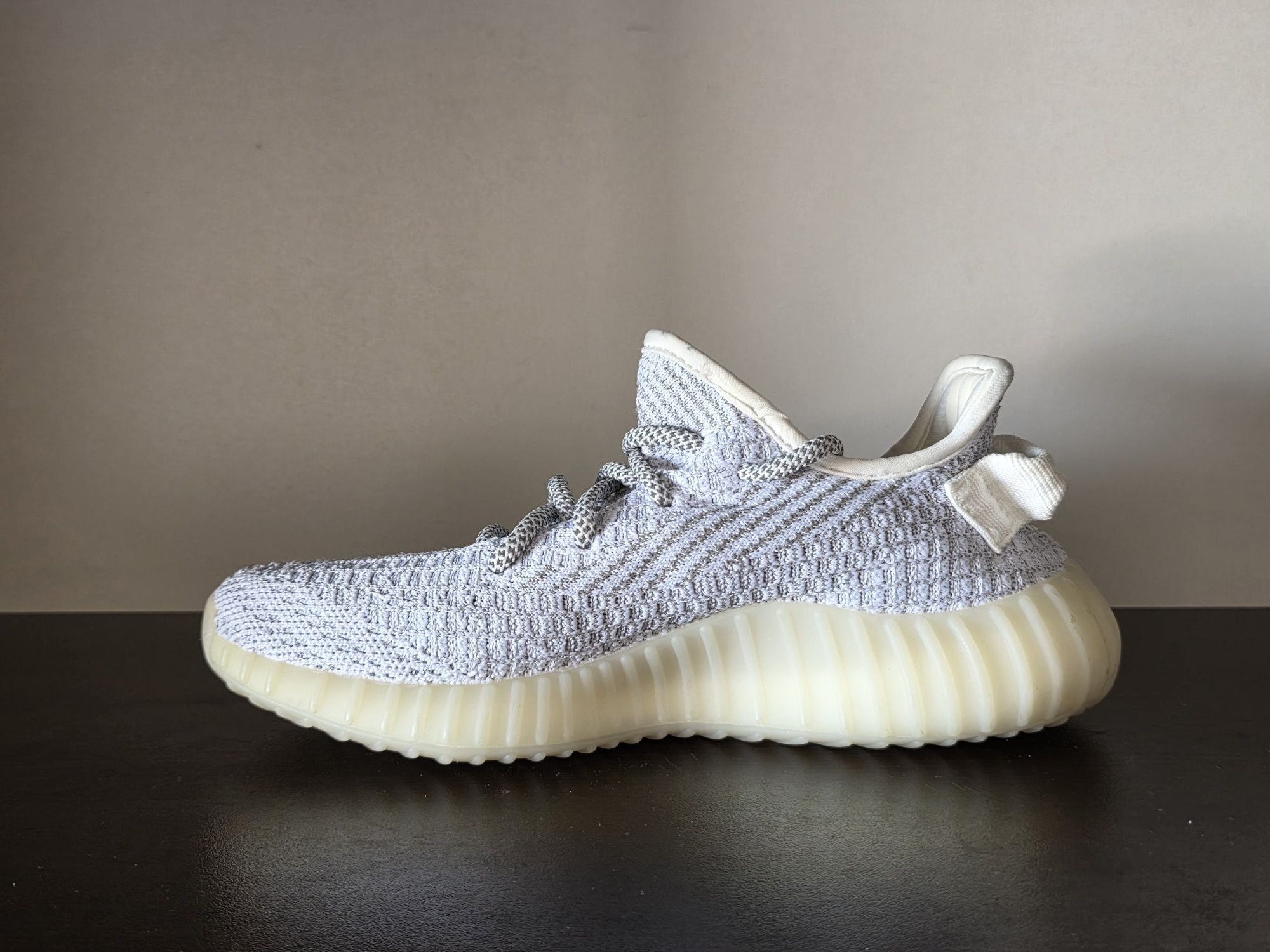 Adidas Yeezy Boost 350 V2 Reflective 38номер 23.5см Стелка Като нови