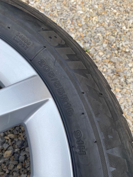 205/55/16 Бриджстоун Зимни