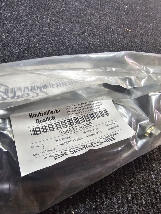 Senzor uzura placute frana nou original Volkswagen / Audi  / Porsche