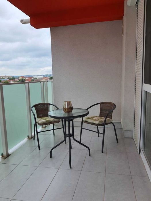 apartament de inchiriat