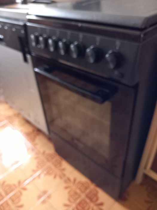 Vand aragaz Arctic negru