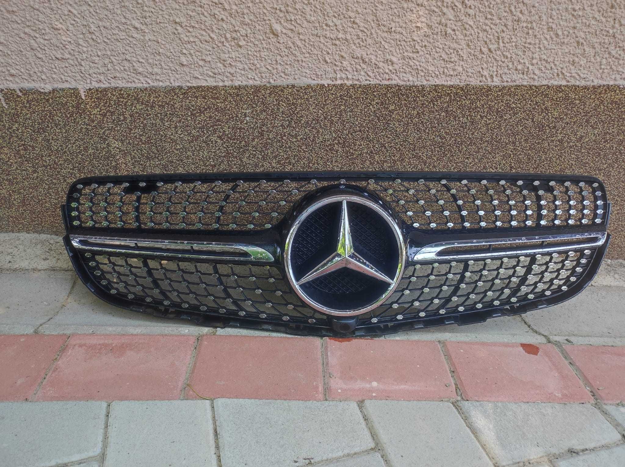 Grila fata MERCEDES GLC AMG Diamond originala