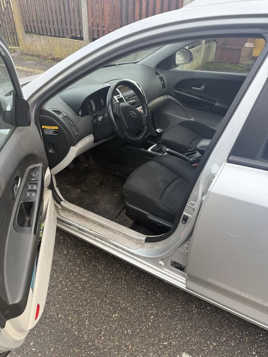 Kia Ceed. 1.6 diesel