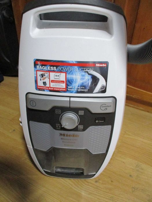 aspirator miele blizard