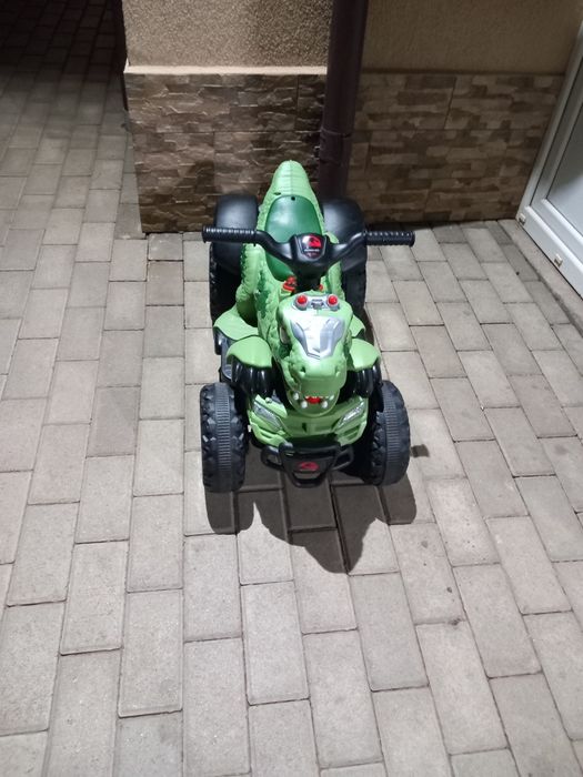 Vând ATV pentru copii electric