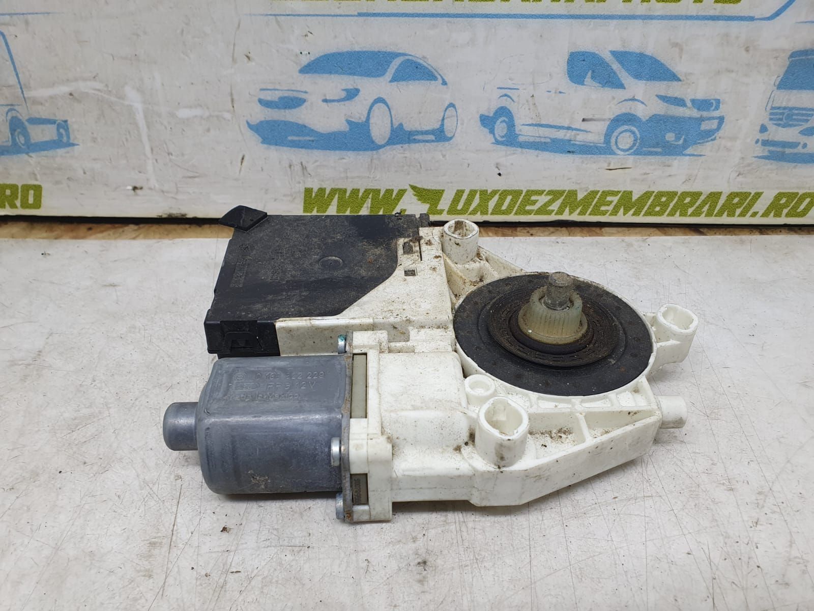 Motoras geam stanga fata 1k0959793n Volkswagen VW Passat B6 [2005 - 2
