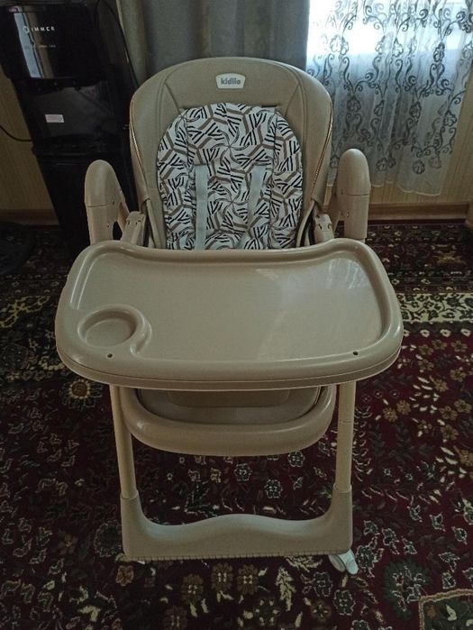 Елктроный калибелка и стулчик