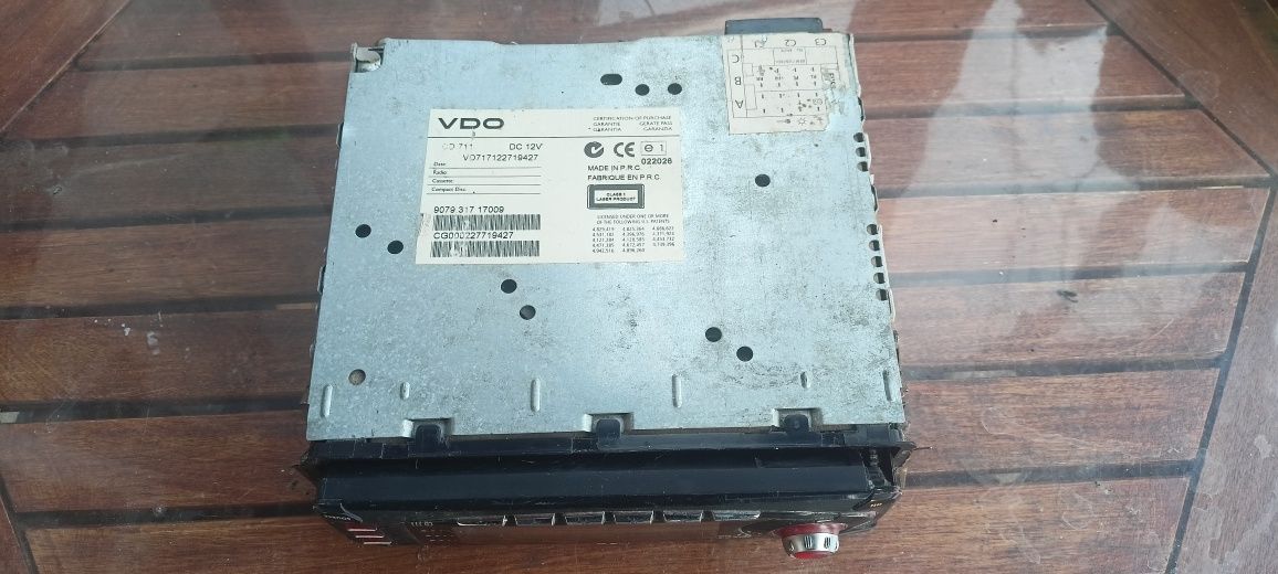 Авто плеър CD VDO 711
