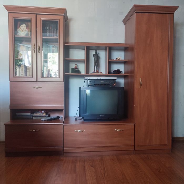 Горка для гостиной, подростка