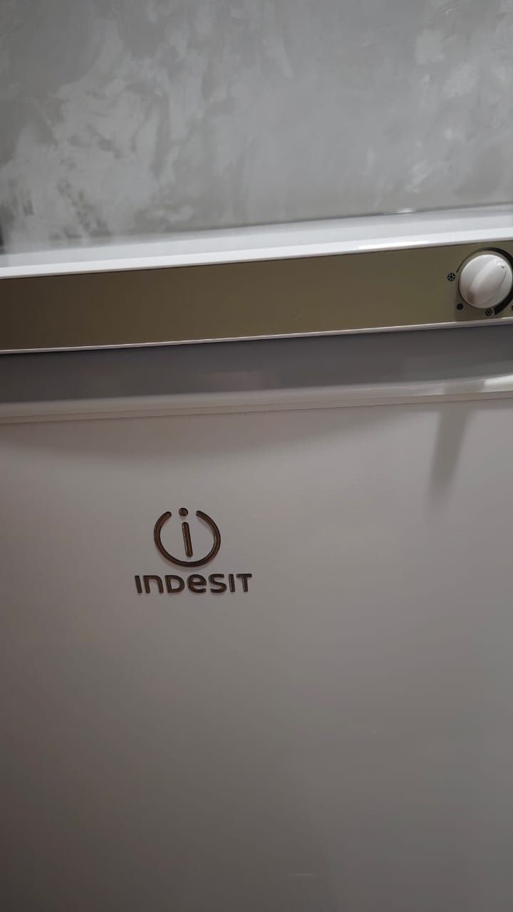 Молозилка Indezit