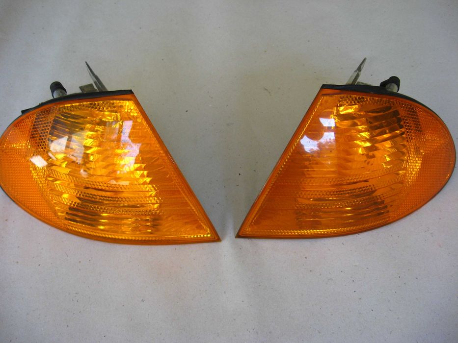 Оригинални стоп светлини  и мигачи за BMW