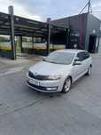 Skoda Rapid automata DSG,1.6tdi,scaune încălzite,pilot,parktronic