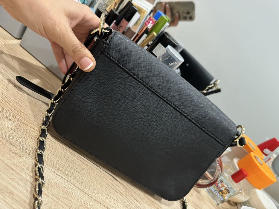 Нова чанта Dkny естествена кожа