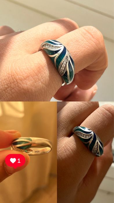 Продается кольцо Броское серебряное кольцо с сине-зеленой эмалью