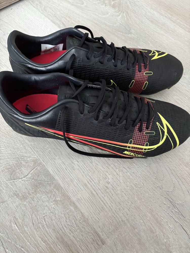 Vând ghete nike mercurial vapor 14 ca noi