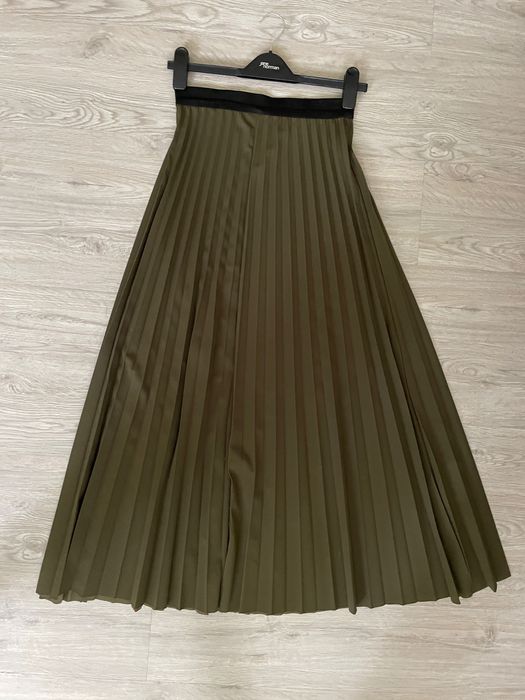 Fusta plisată lunga kaki
