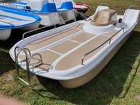 Hidrobicicleta 4-6 persoane SUNFERRY zona plaja