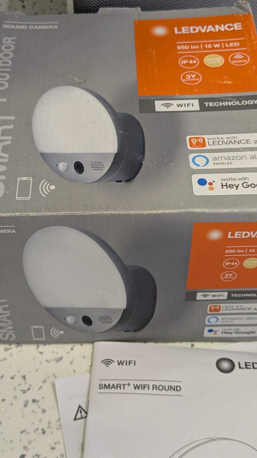 Ledvance Smart+ WiFi LED Wall Light + Camera