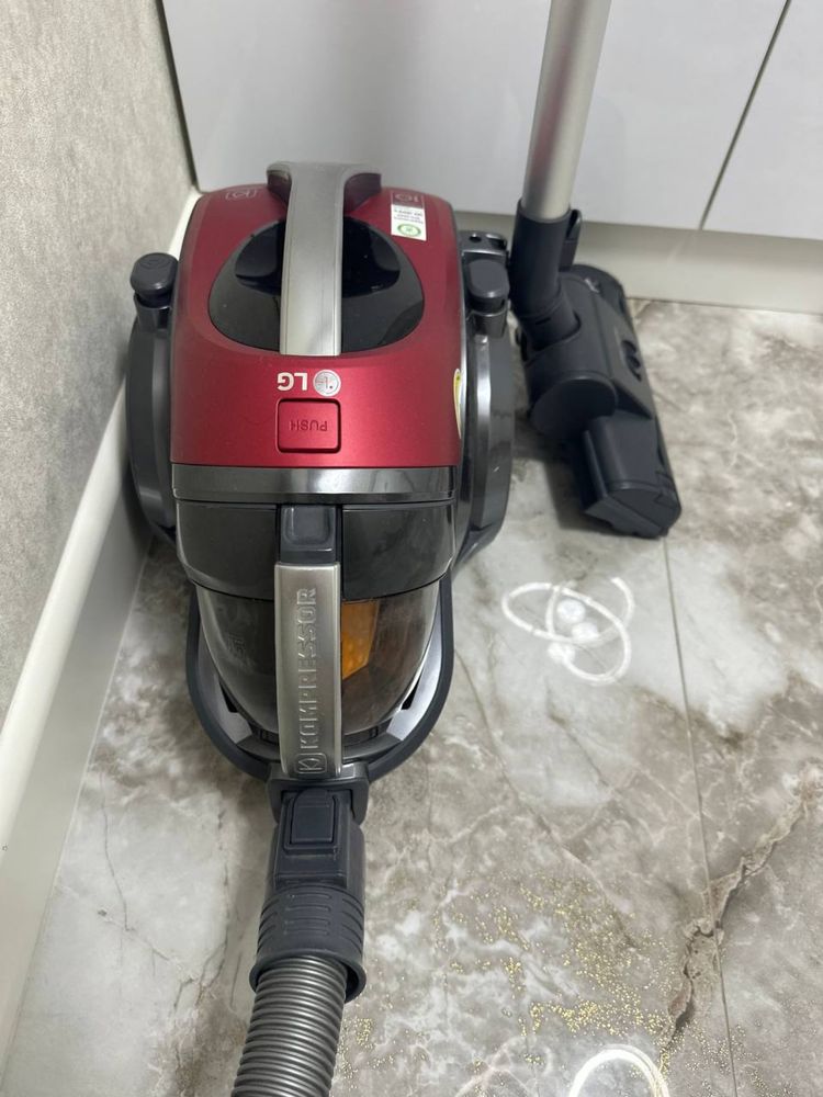 Пылесос LG