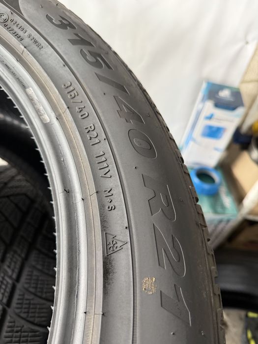 315/40/21 & 275/45/21 Pirelli dot23