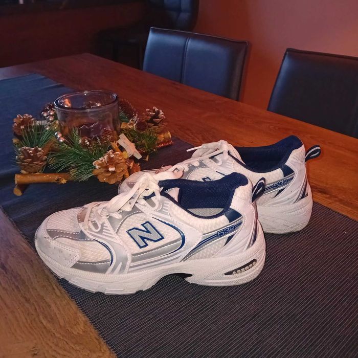 New Balance  маратонки