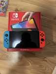 Nintendo Switch Oled пълен комплект!