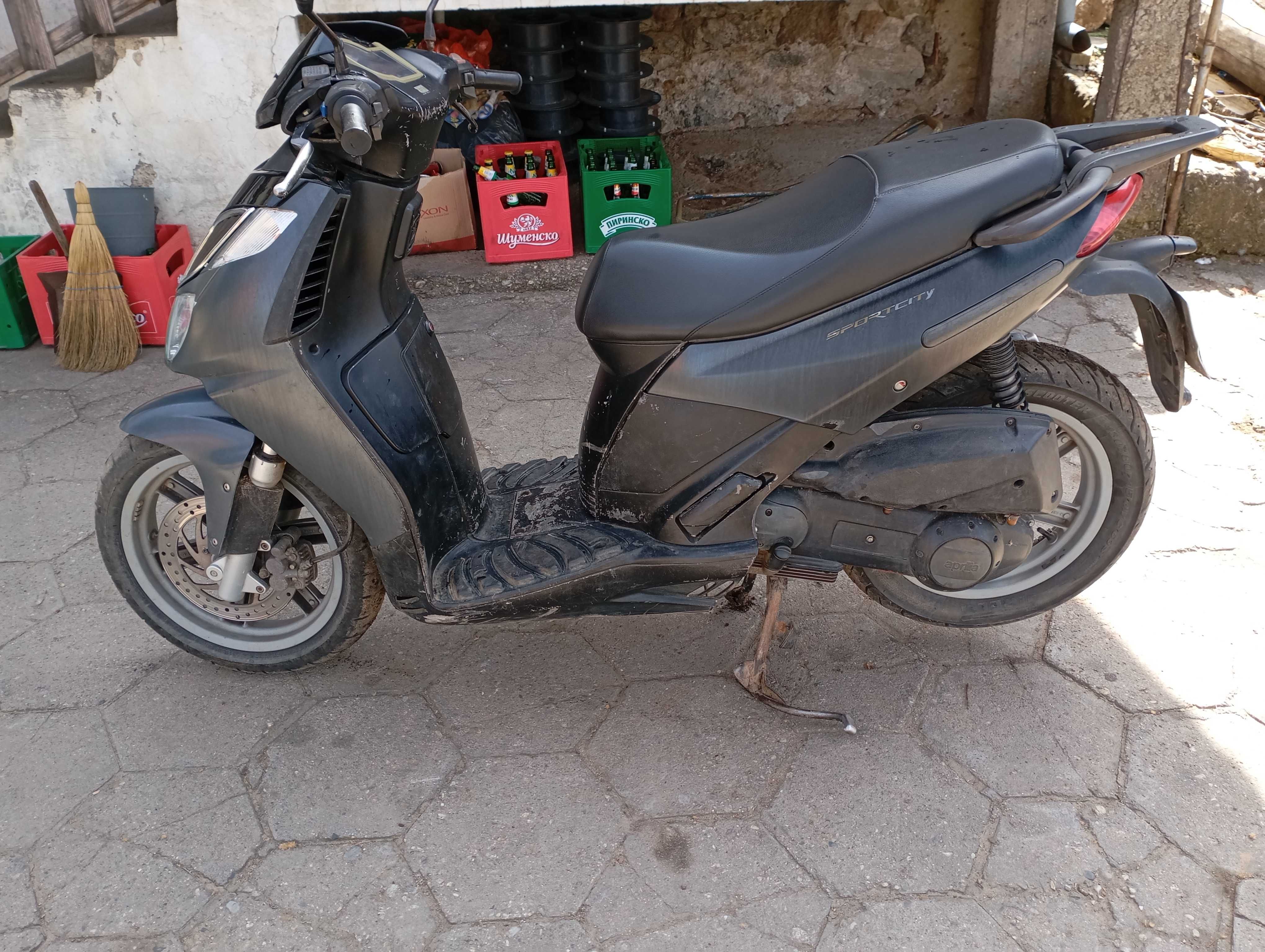 Aprilia sportcity 200