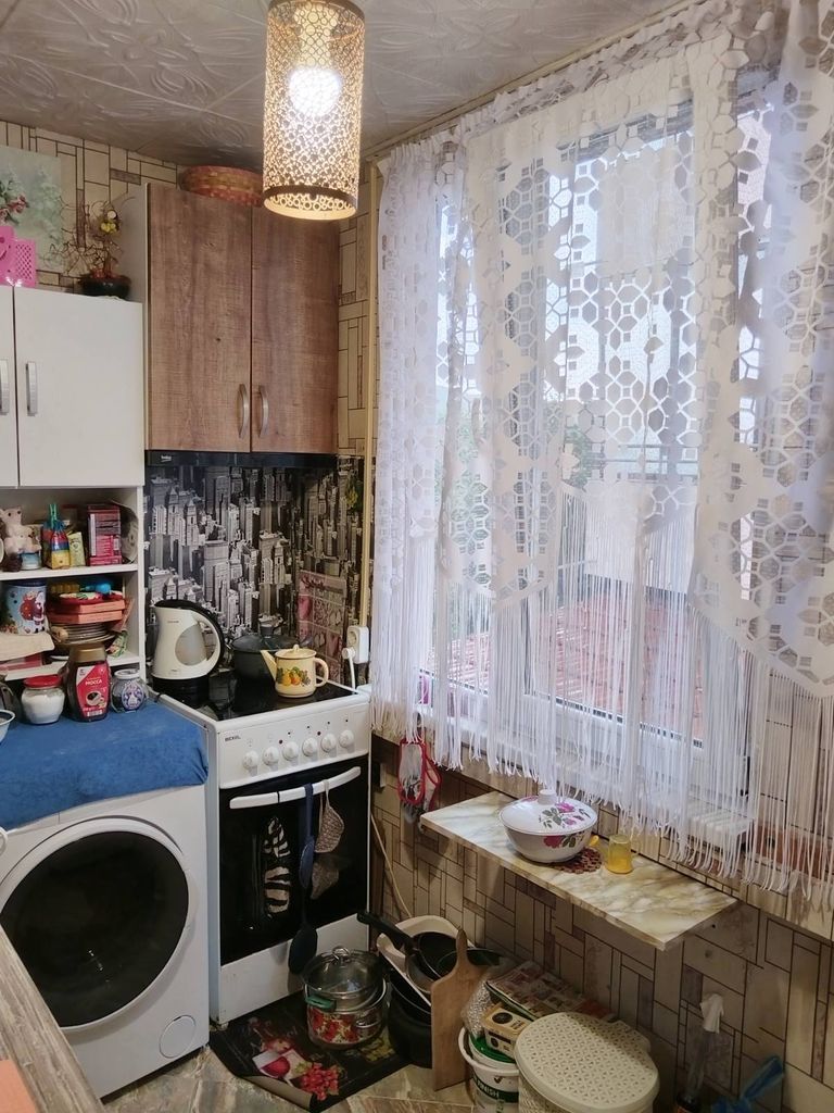 Продава се Етаж от къща в Перник, Клепало - 65 кв.м за 1428 €/кв.м - Снимка #1