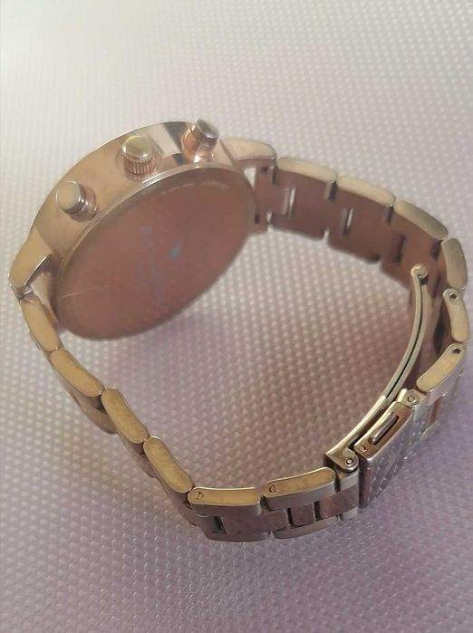 Дамски часовник Olivia Burton оригинален