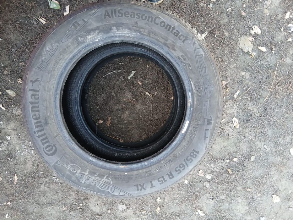 Vând cauciucuri  continental