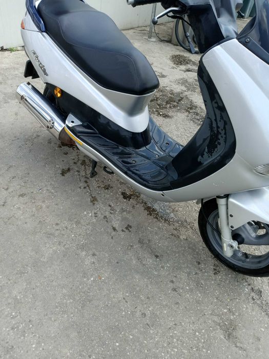 Scuter Peugeot elyseo125 de vanzare