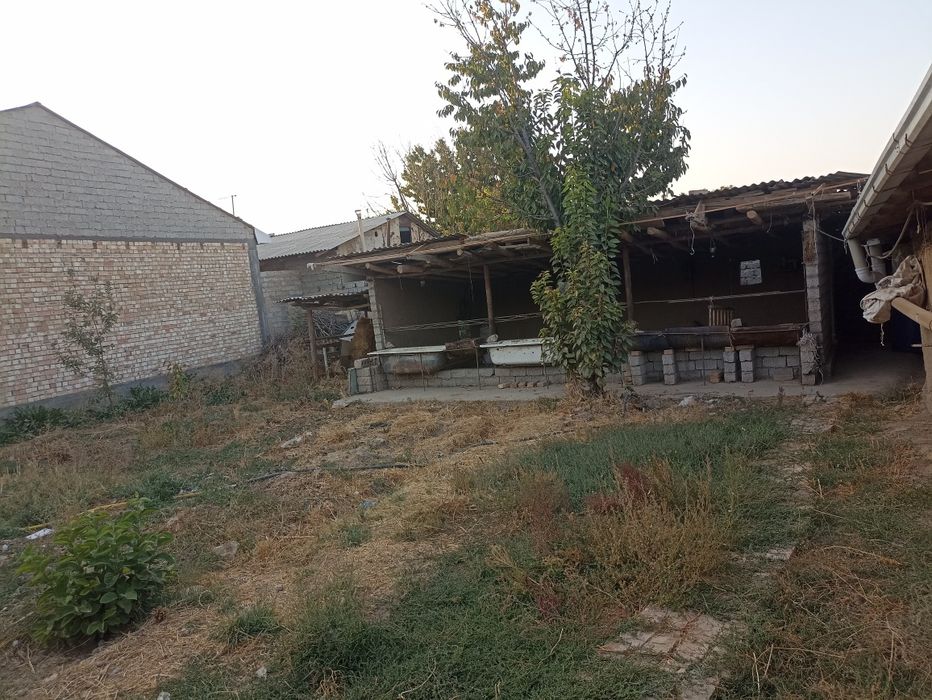 Sotiladi yoʻl yuzida 2 sotix yer maydon