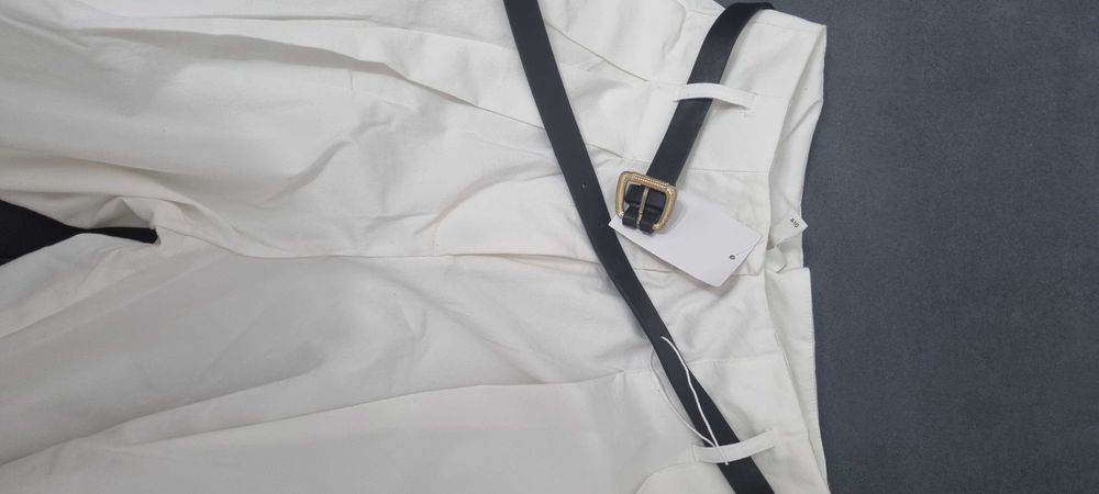 Pantaloni H&M albi noi XS