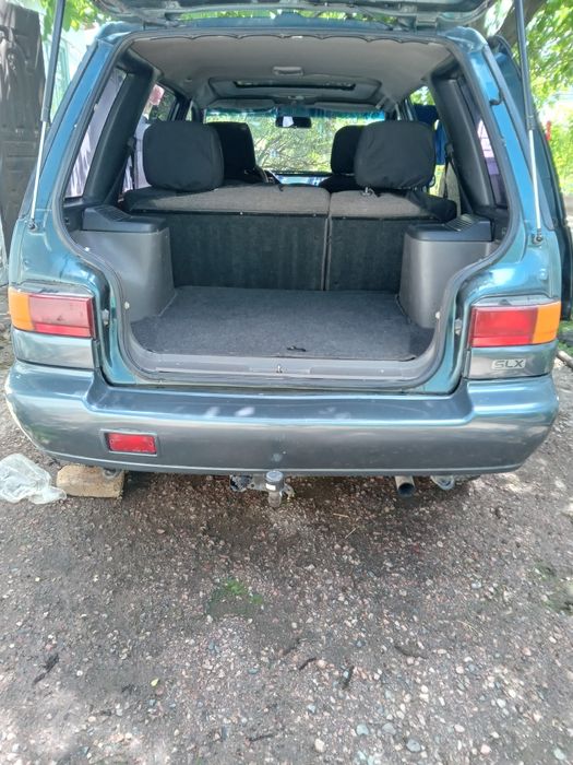 Продам автомобиль Nissan Prairie