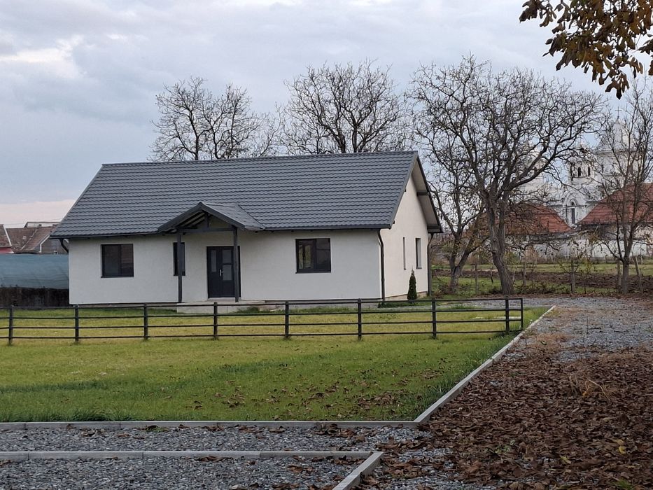 Vând casă nouă an 2024!