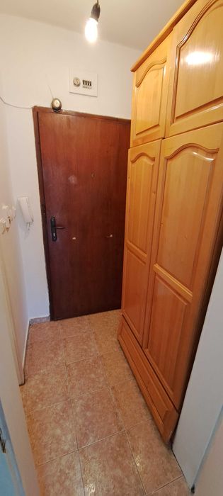 Дава се под наем Едностаен апартамент в Пловдив, Център - 18 кв.м за 204 € - Снимка #1
