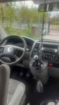 Vând Volkswagen t5 transporter autoutilitară anul 2007 preț 6700 euro