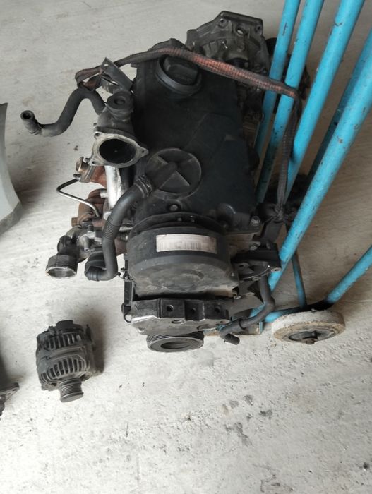 Motor 1.9 avq 101 cp Touran golf 5 Skoda Seat Audi